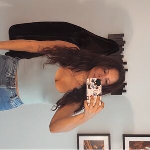 Meet your Posher, Yadira